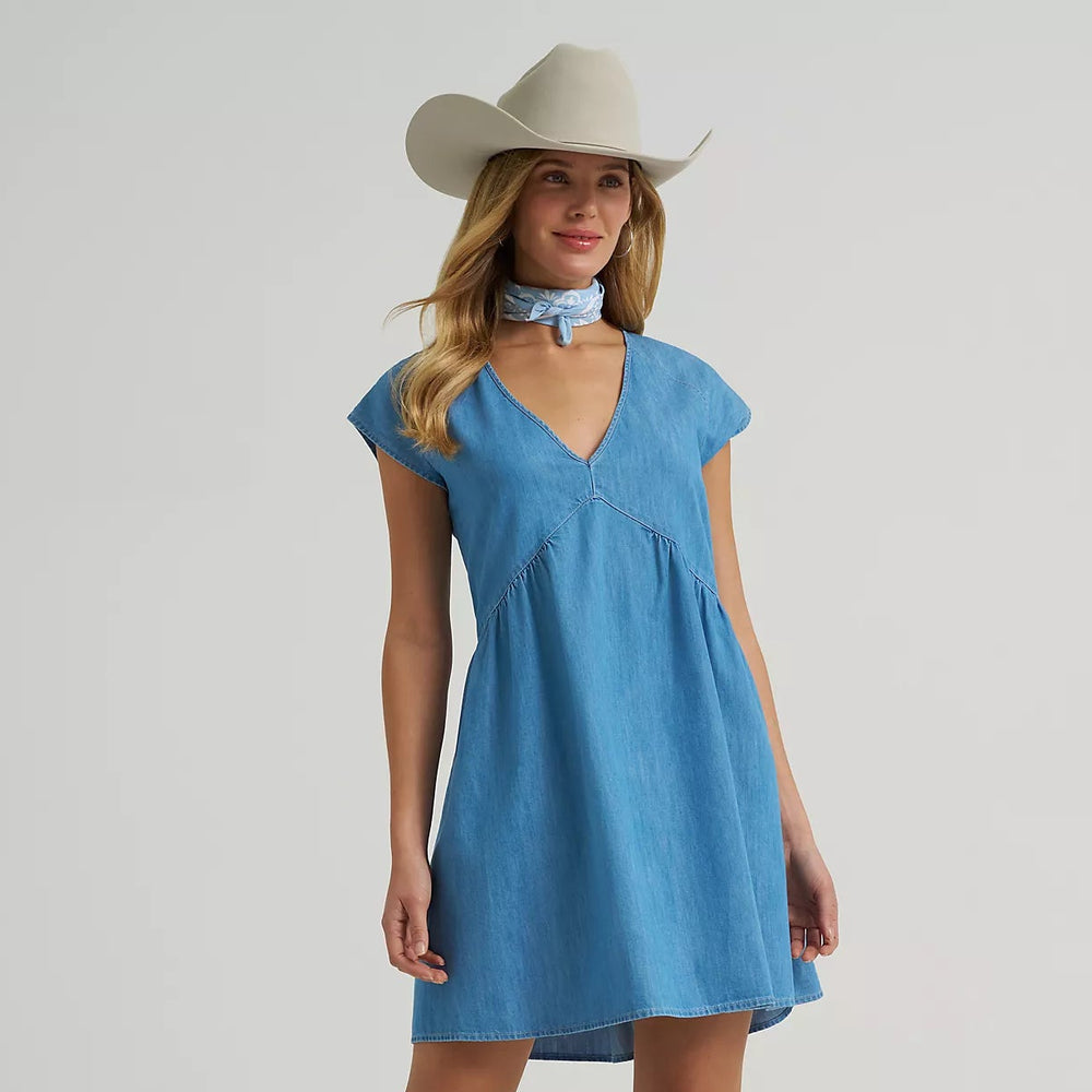 Wrangler Retro Women's Denim Swing Dress in Light Denim Medium