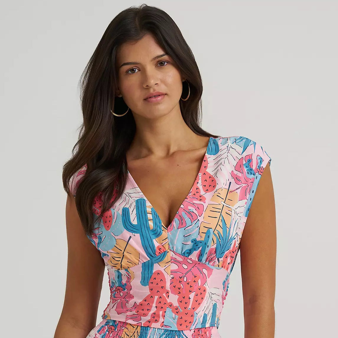 Wrangler Women's Smocked Crop Printed Blouse in Pink