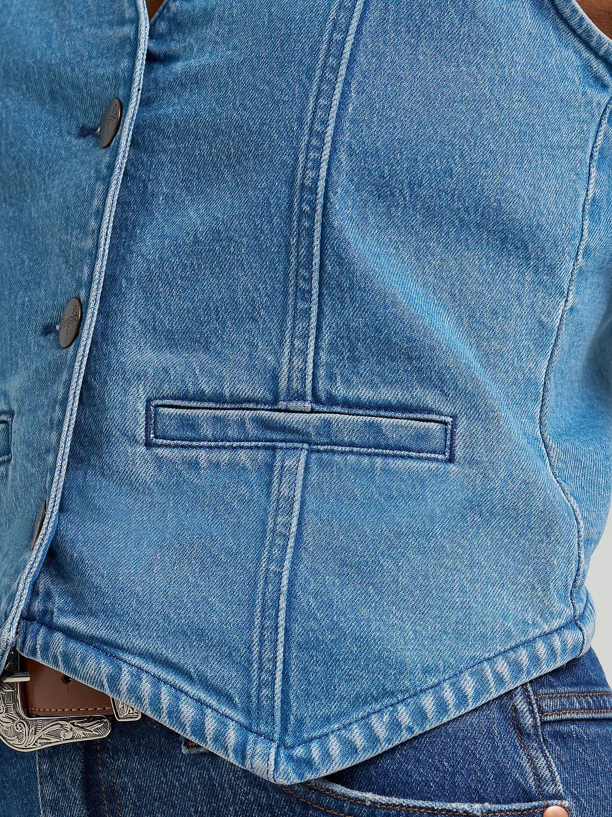 Wrangler Retro Women's Denim Vest in Light Denim