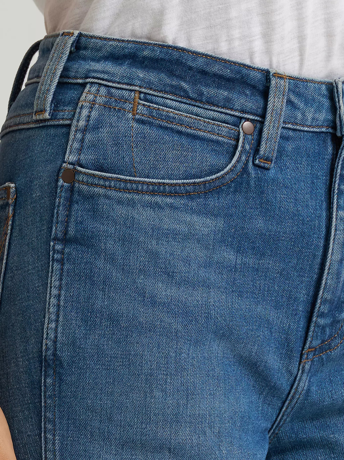 Wrangler Retro Women's Bailey High Rise Straight Leg Jean in Sylvia