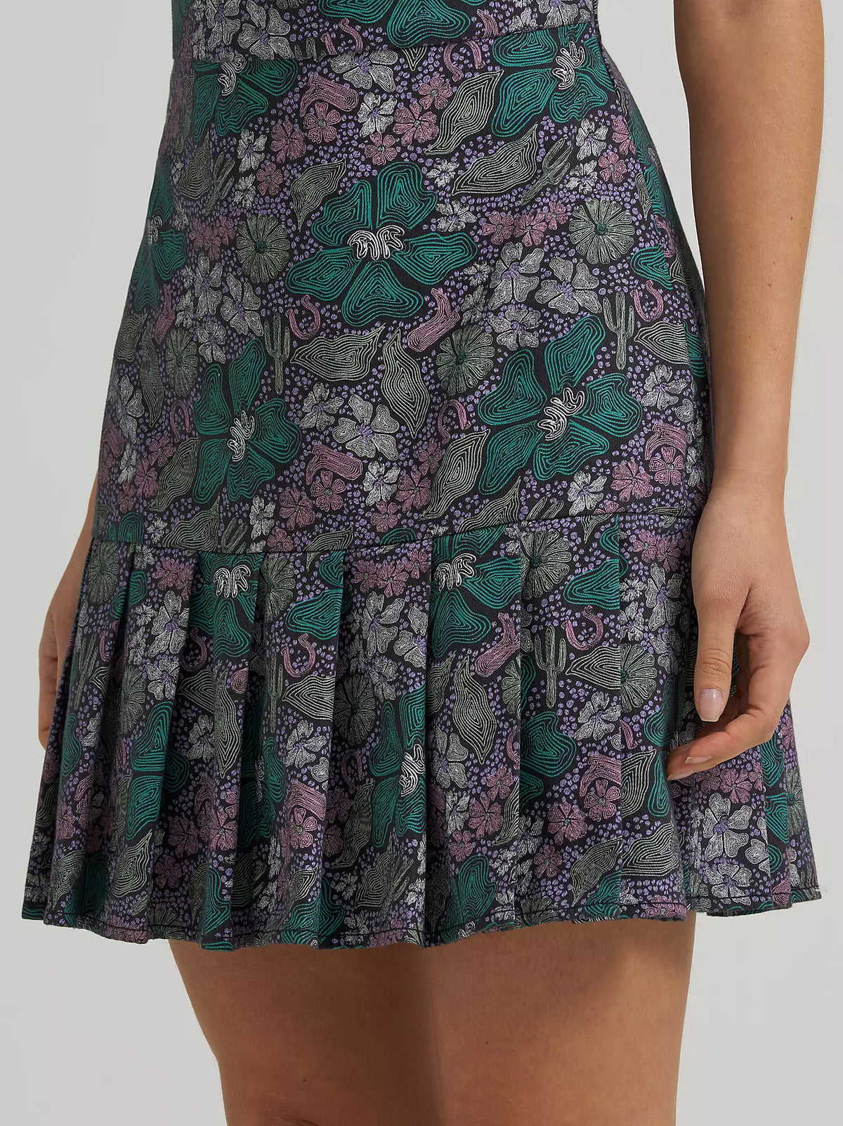 Wrangler Women's Pleated Cut Out Dress in Purple