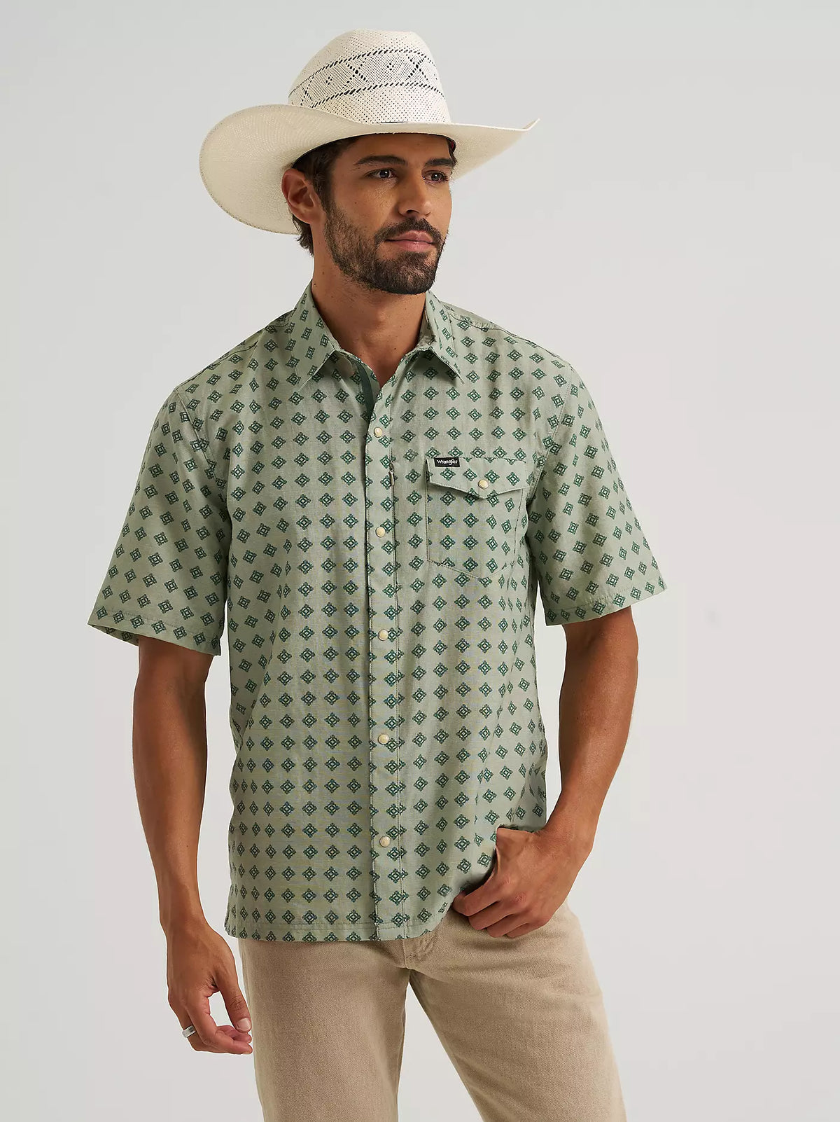 Wrangler All Terrain Gear Men's S/S Clean Snap Shirt in Foulard Tea
