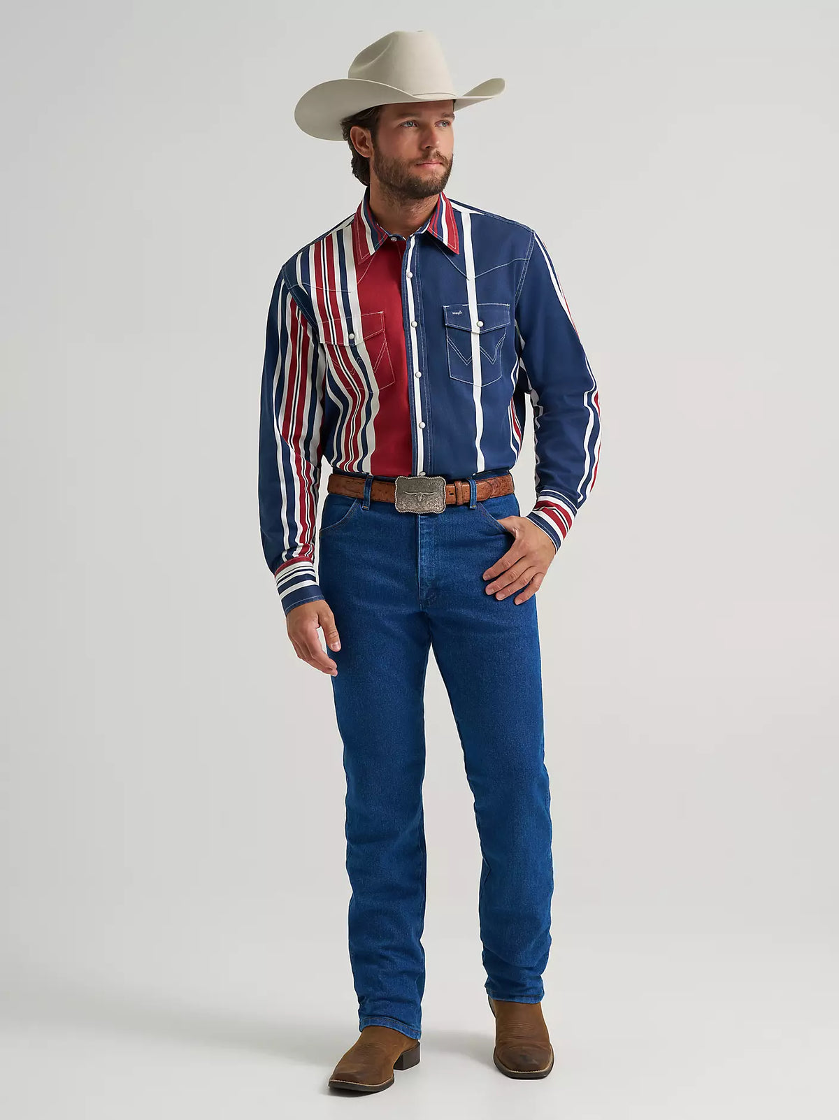 Wrangler Men's L/S Vintage Inspired Brushpopper Western Snap Work Shirt in Americana