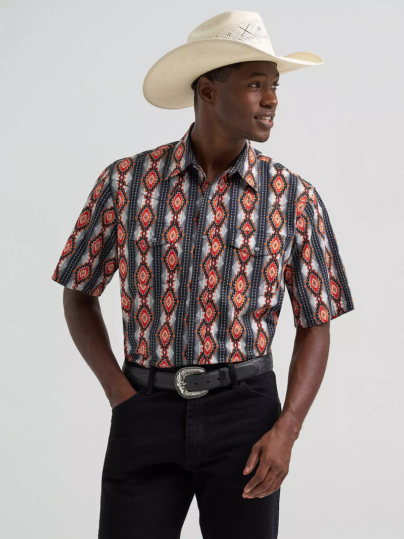 Wrangler Men's S/S Checotah® Western Snap Shirt in Fire Crawl