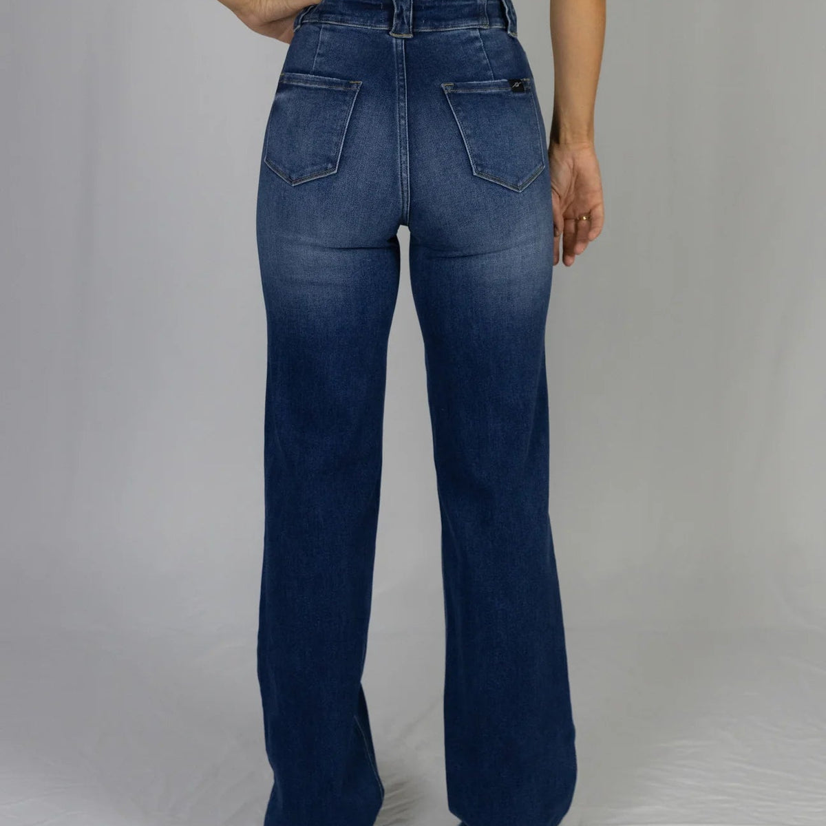 CC Western Women's Signature Montana High Rise Relaxed Wide Leg Jean in Dark Wash