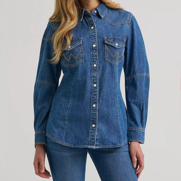 Wrangler Retro® Women's Americana Barrel Sleeve Western Snap Shirt in Denim