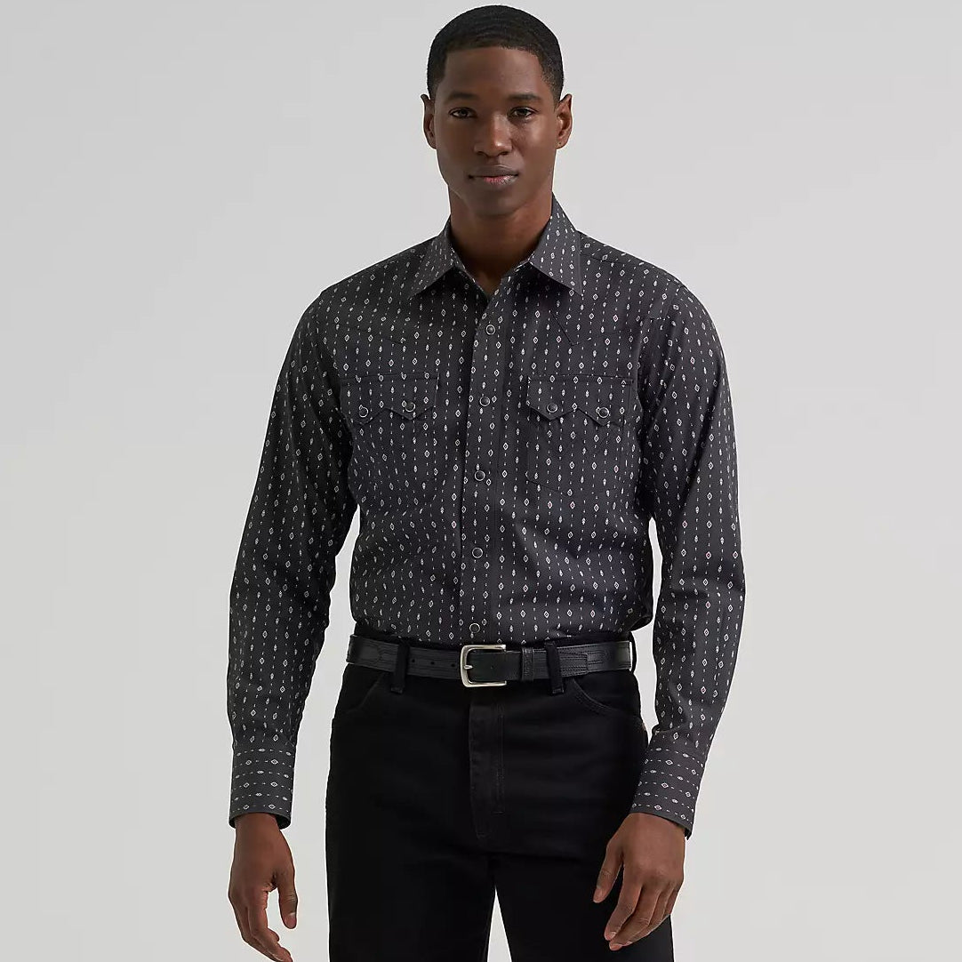 Wrangler Retro® Men's L/S Sawtooth Western Snap Shirt in Obsidian Chain