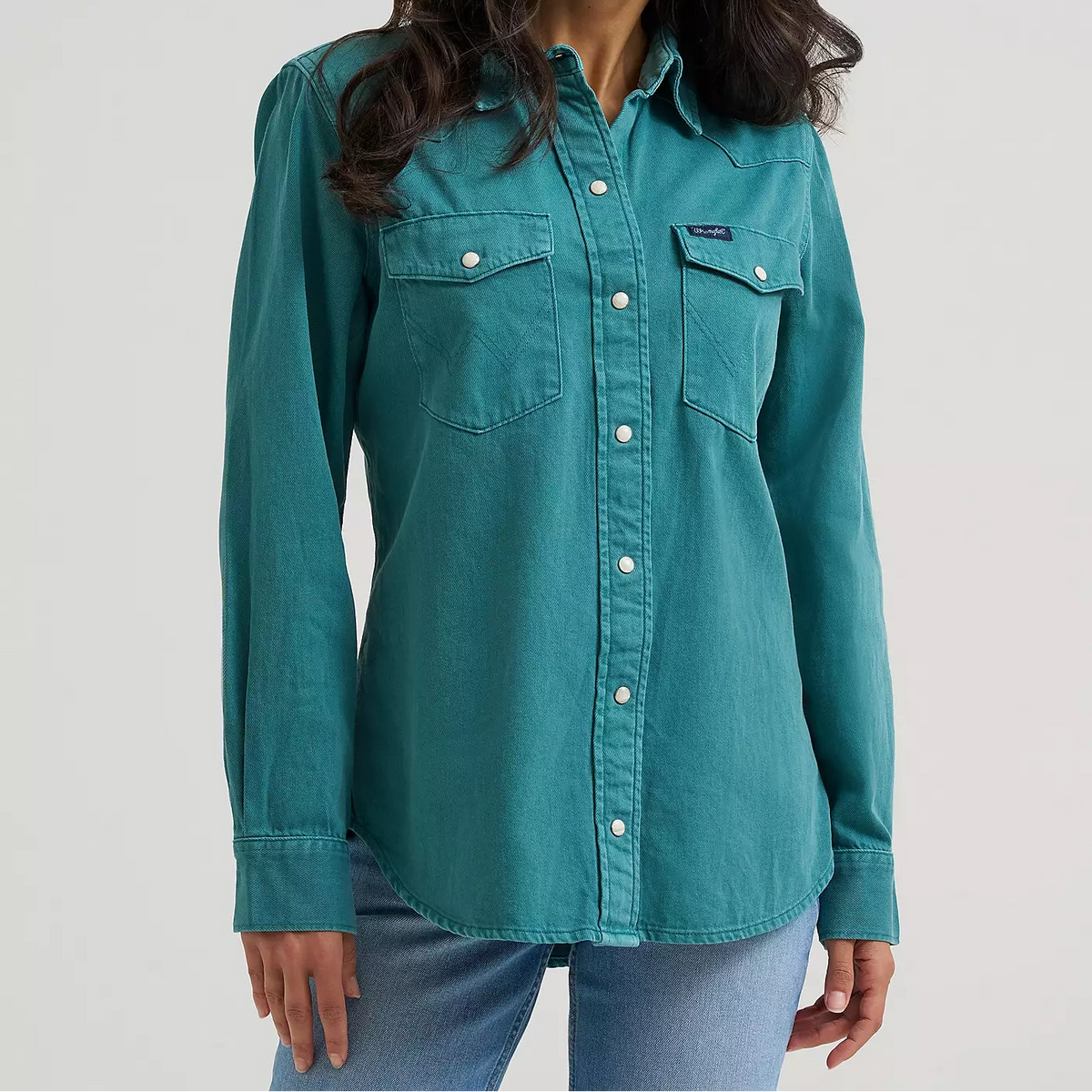 Wrangler Retro® Women's Colorwash Iconic Western Snap Shirt in Turquoise
