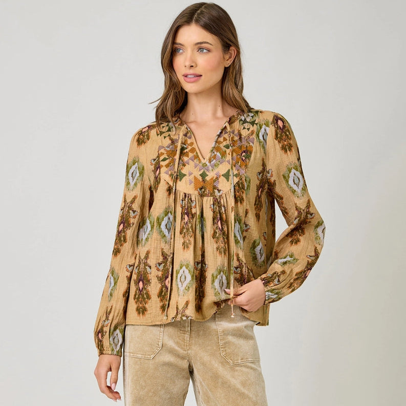 Women's L/S Printed Peasant Blouse in Latte