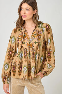 Women's L/S Printed Peasant Blouse in Latte