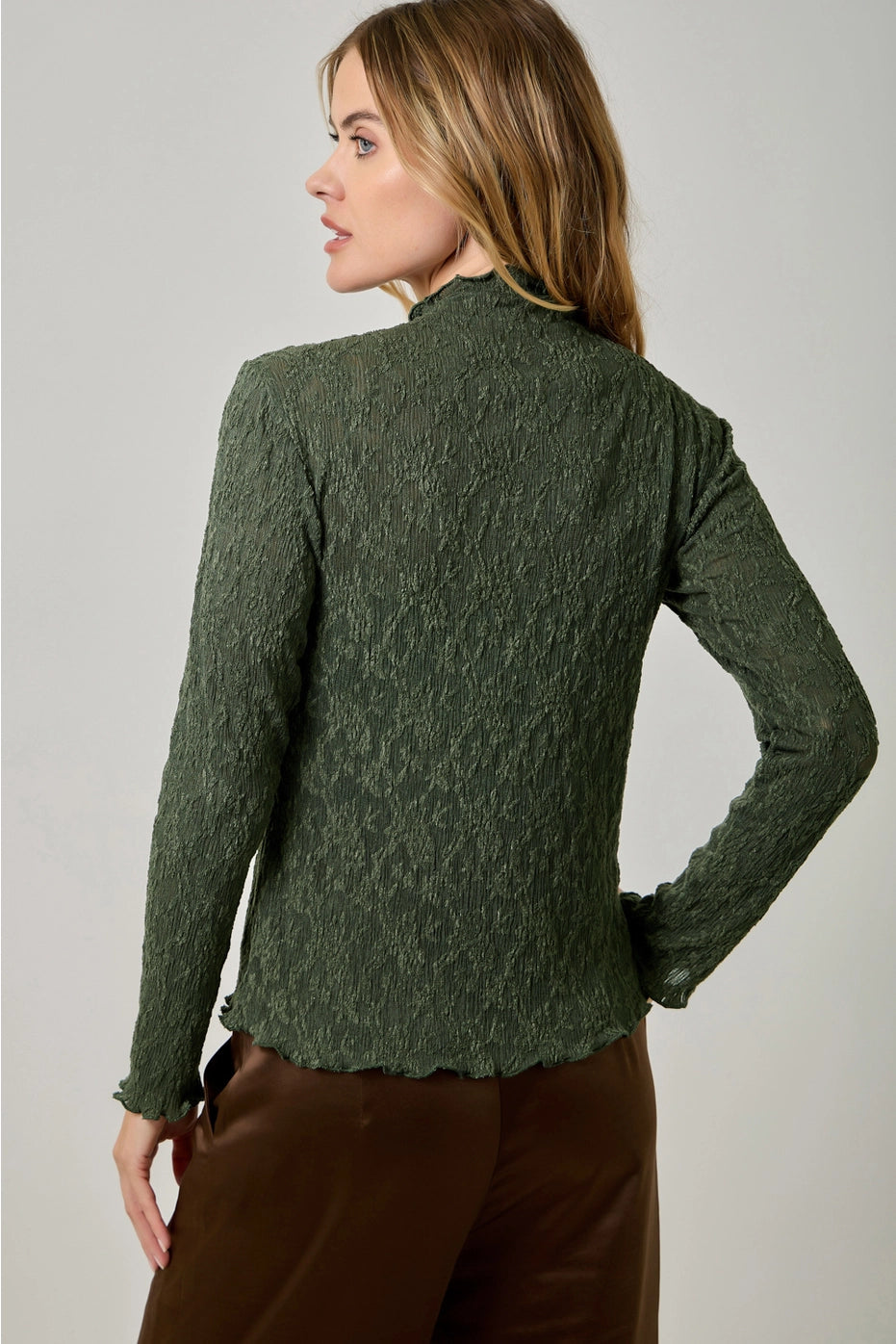 Women's Lettuce Edge Knit Top in Deep Green