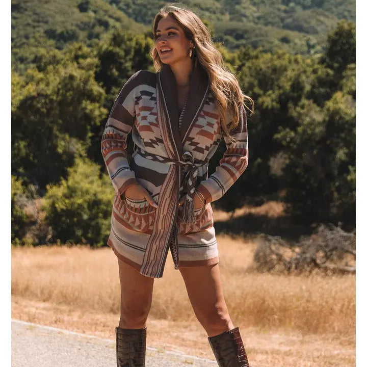 Women's L/S Heritage Jacquard Wrap Cardigan in Taupe and Blush