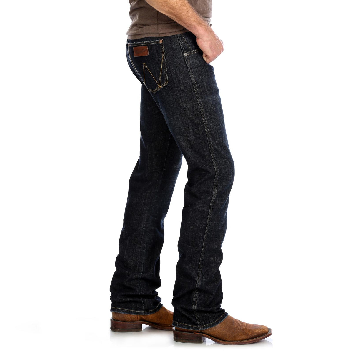 Wrangler Retro Men's Slim Fit Bootcut Jean in Dax
