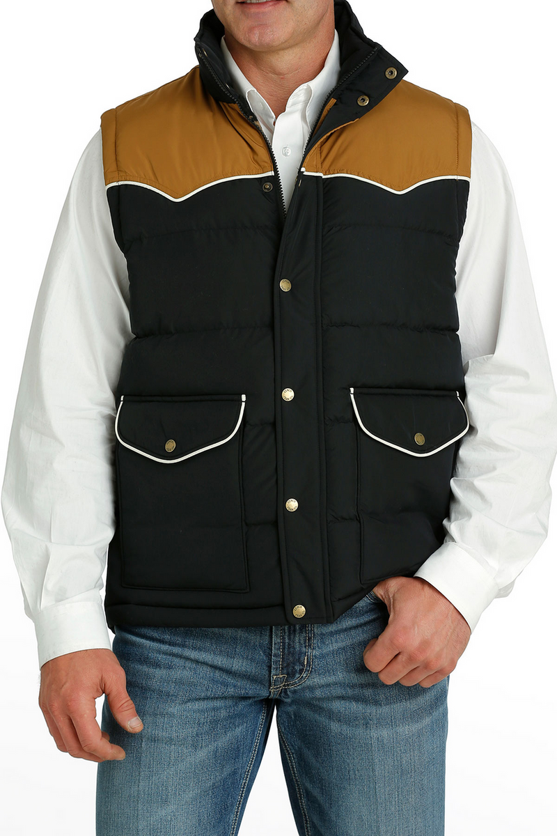 Cinch Men's Black and Tan Quilted Vest