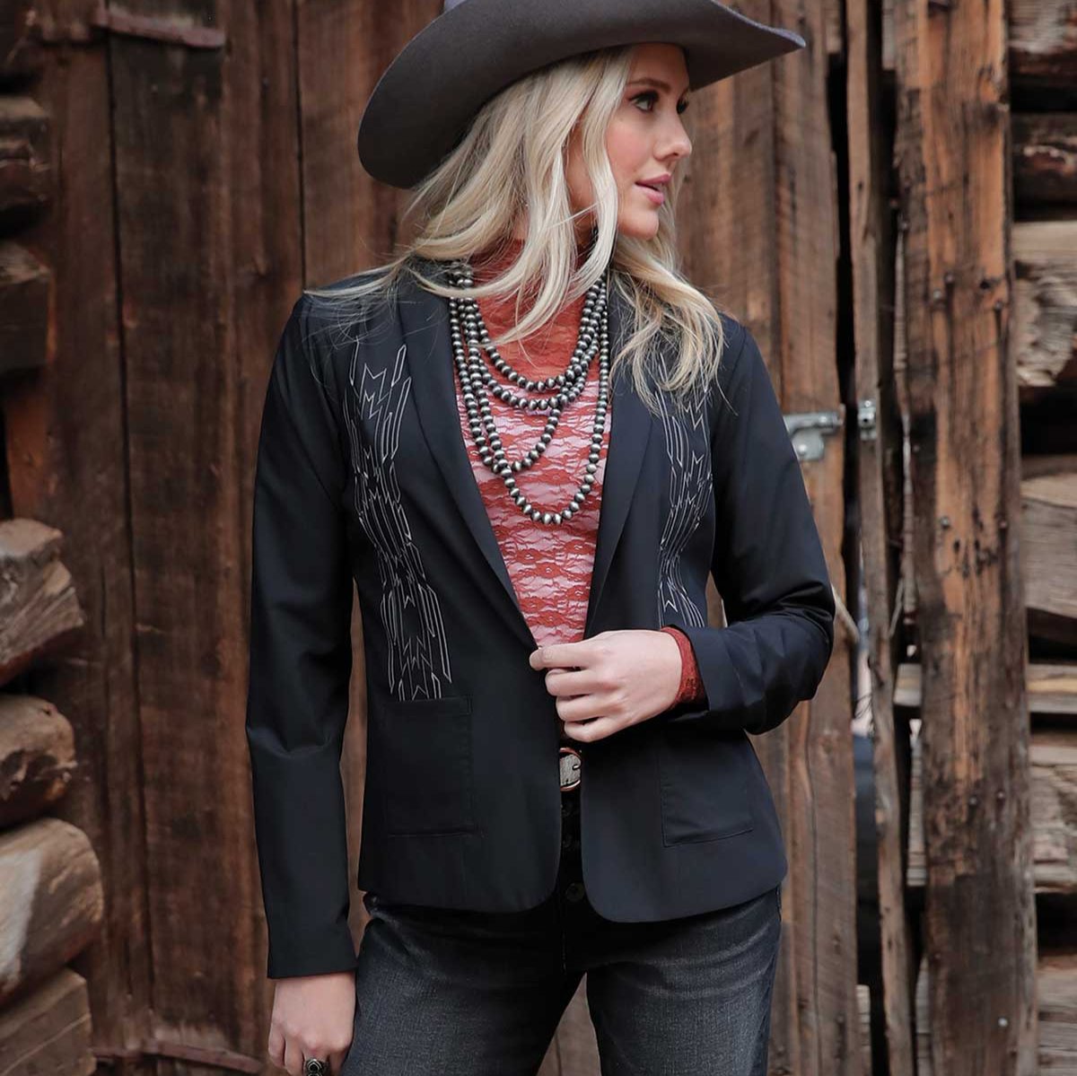 Cruel Women's Southwest Embroidered Western Blazer in Black