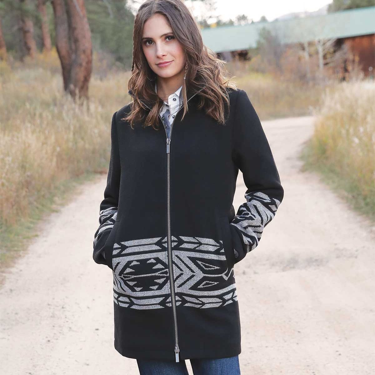 Cruel Women's Southwestern Banded Walking Coat in Black