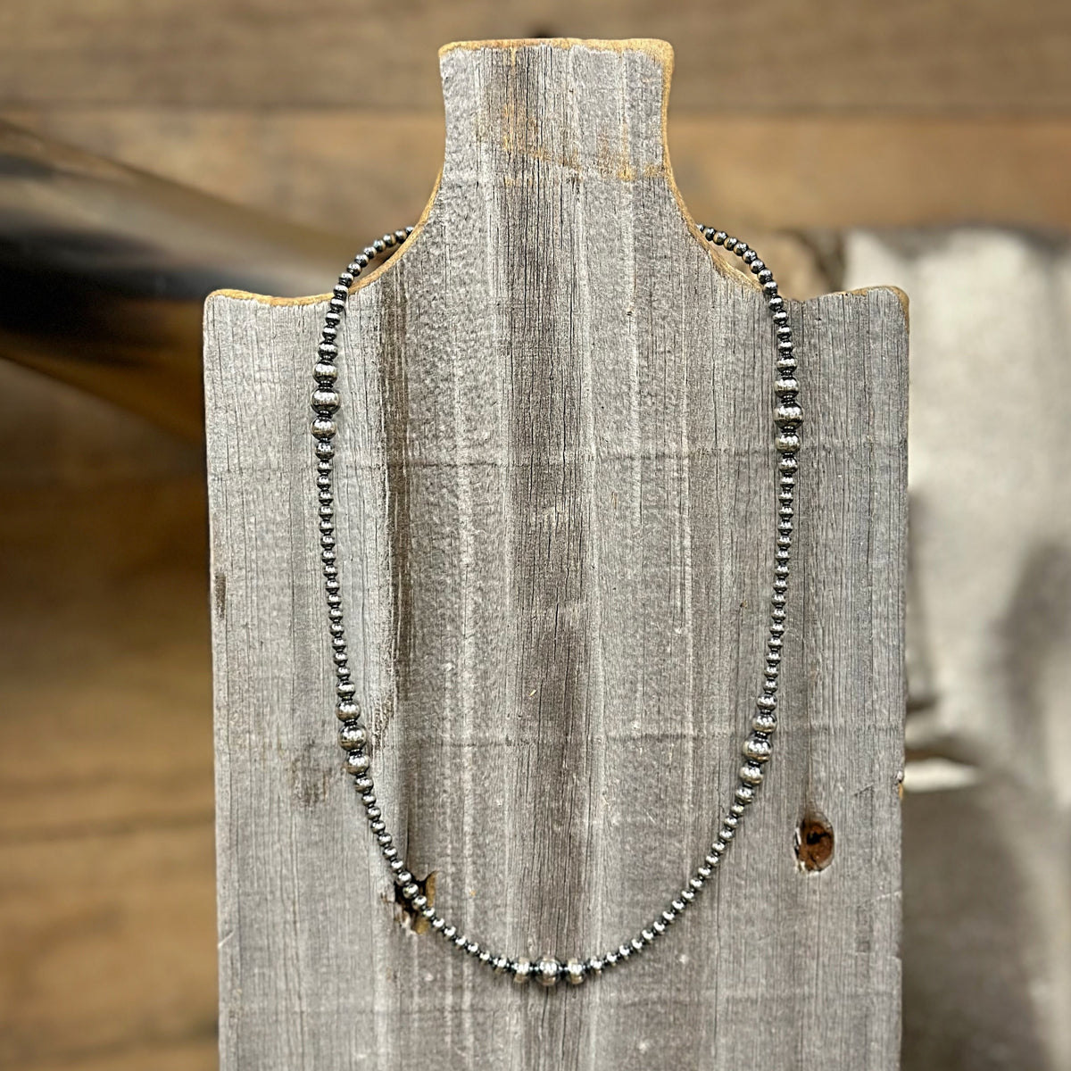 Navajo Handmade Genuine 3-6mm Graduated Silver Navajo Pearl Necklace