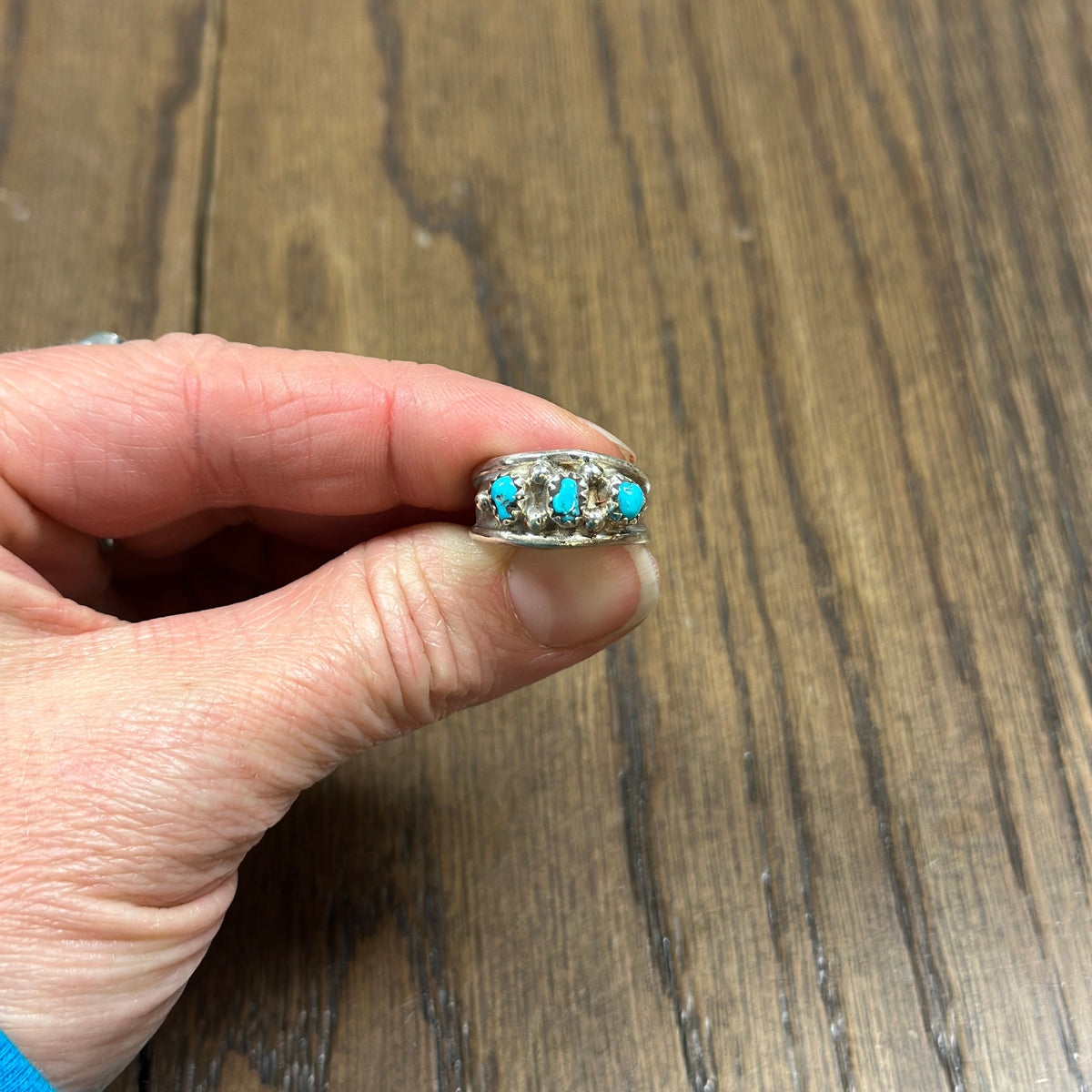 Elvira Cadman Navajo Handmade Sterling Silver Kingman Turquoise Ring (Size 7)