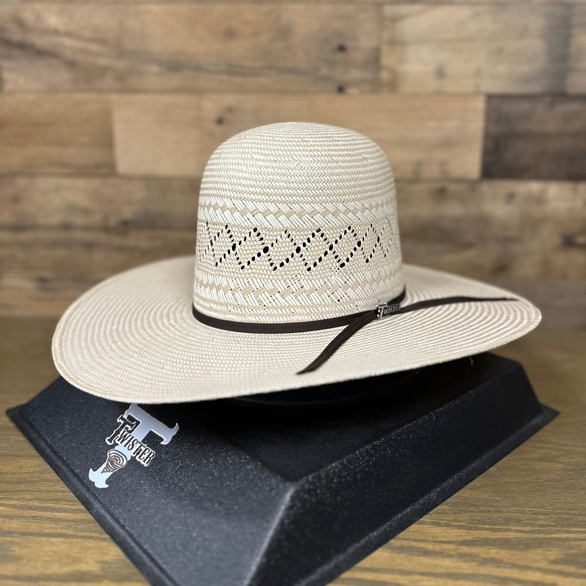 Twister 20X Two-Tone Shantung Straw Open Crown Hat in Tan/ Ivory