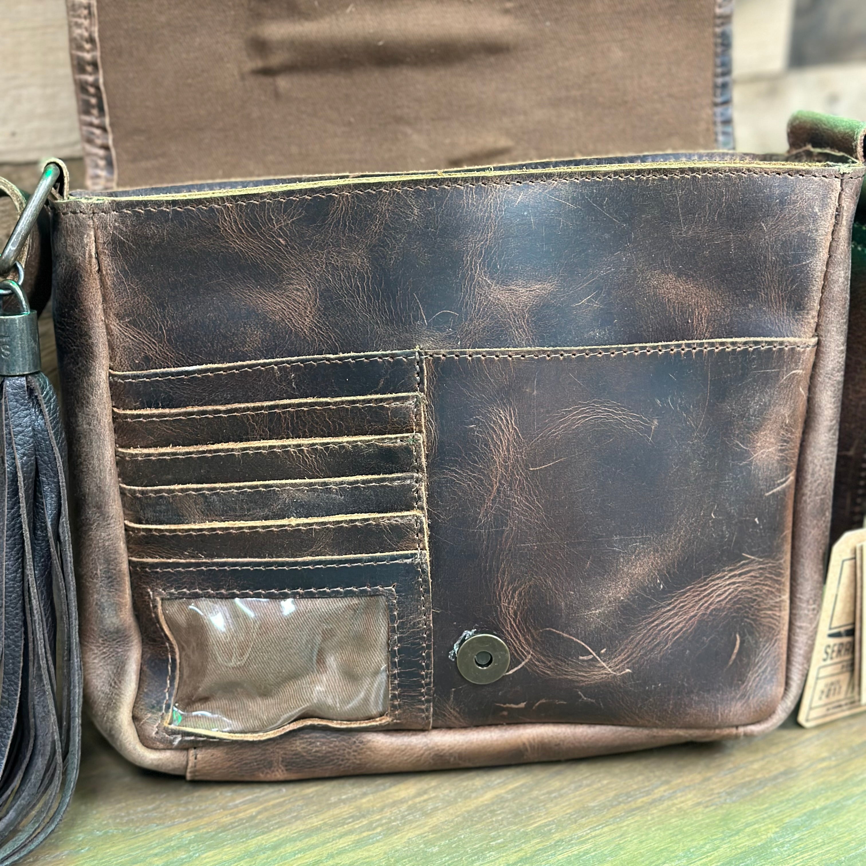 STS Ranchwear Chaynee Mountain Della Crossbody Bag – Branded