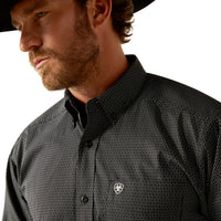 Ariat Men's Jade L/S Classic Fit Western Button Down Shirt in Black Simple Modern