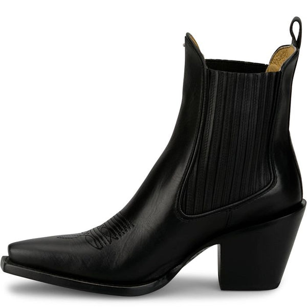 Justin Women's Hart 6" Snip Toe Leather Bootie in Black