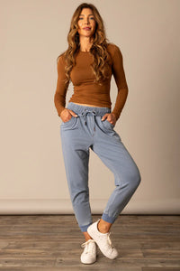Kimes Ranch Women's Joanie Joggers in Light Wash Indigo
