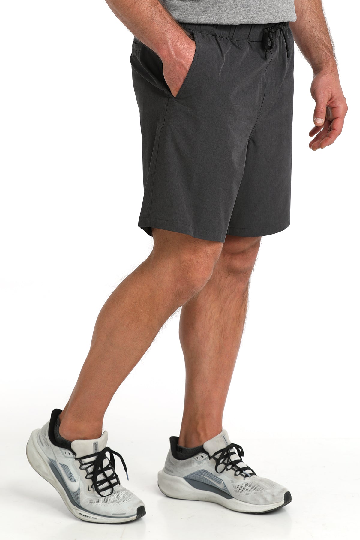 Cinch Men's ArenaFlex 7.5" Shorts in Charcoal