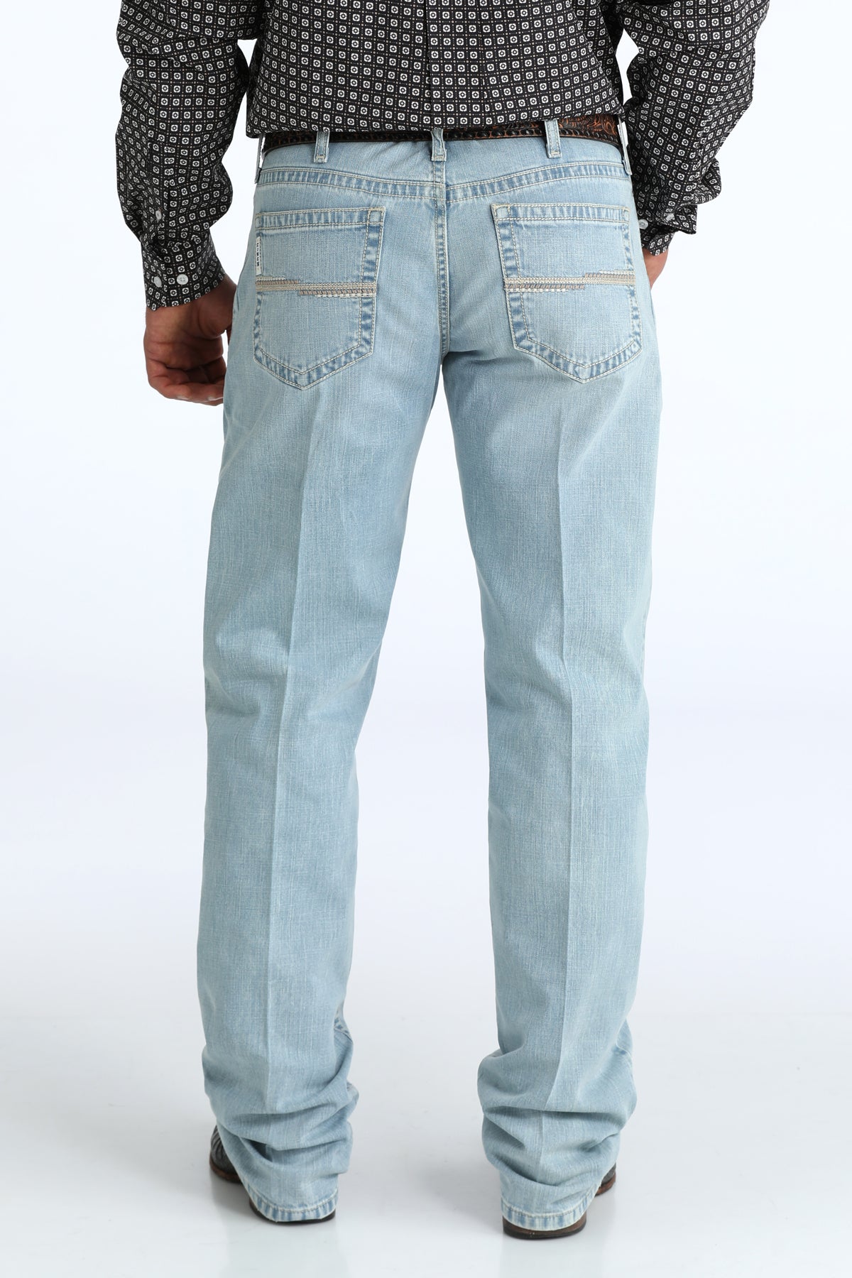 Cinch Men's White Label Relaxed Straight Jean in Light Wash