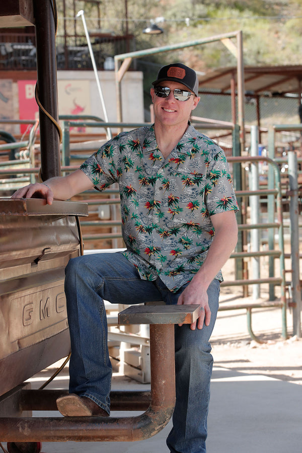 Cinch Men's Hawaiian Palm Short Sleeve Camp Shirt in Grey