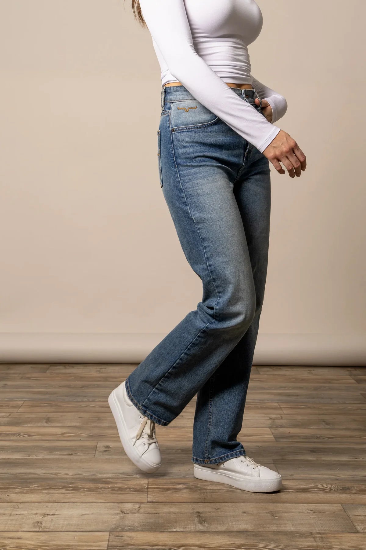 Kimes Ranch Women's Mia High Rise Boyfriend Straight in Mid Wash