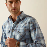 Ariat Men's Hunter L/S Retro Fit Western Snap Shirt in Light Blue Plaid