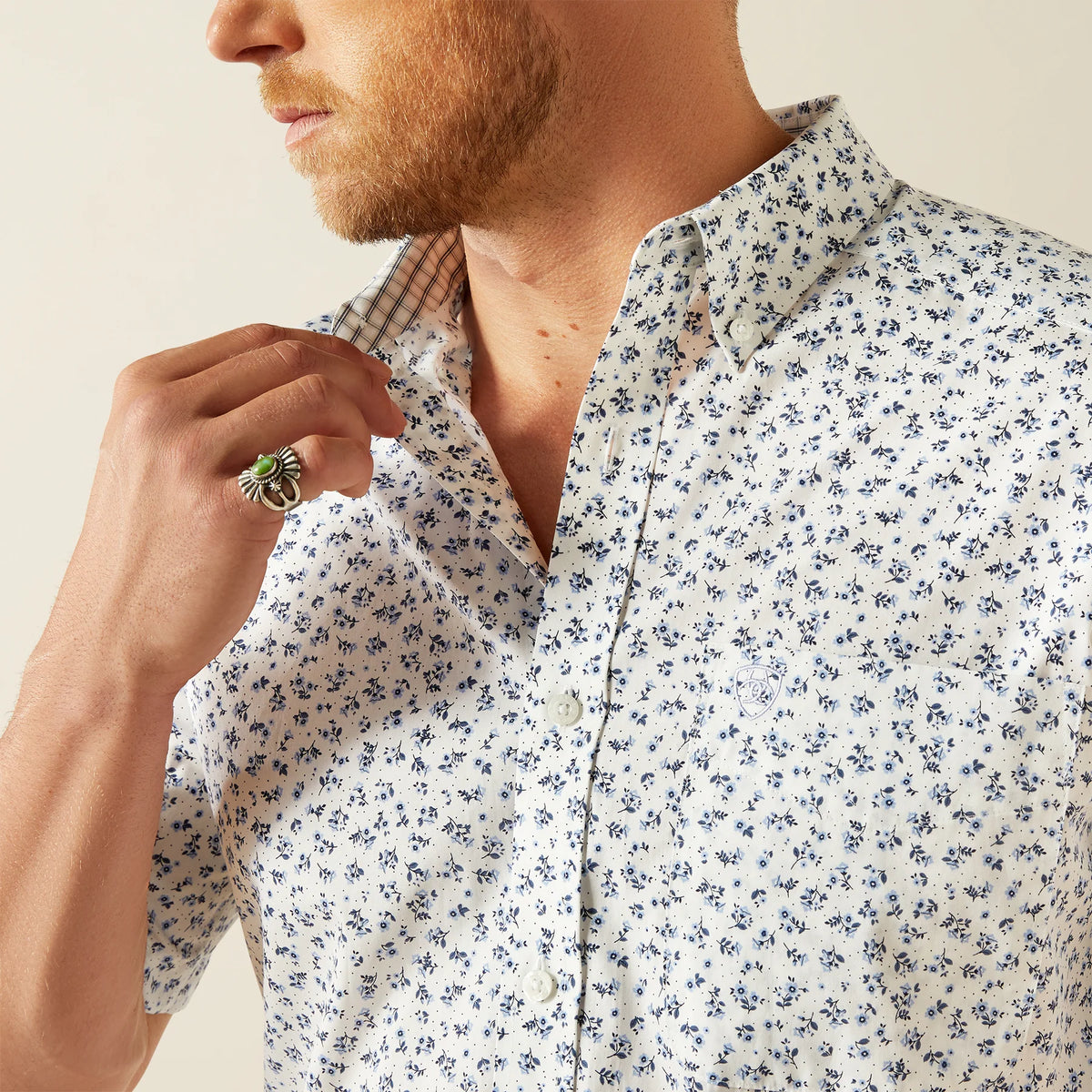 Ariat Men's S/S Wrinkle Free Oaks Classic Fit Western Button Down Shirt in Periwinkle
