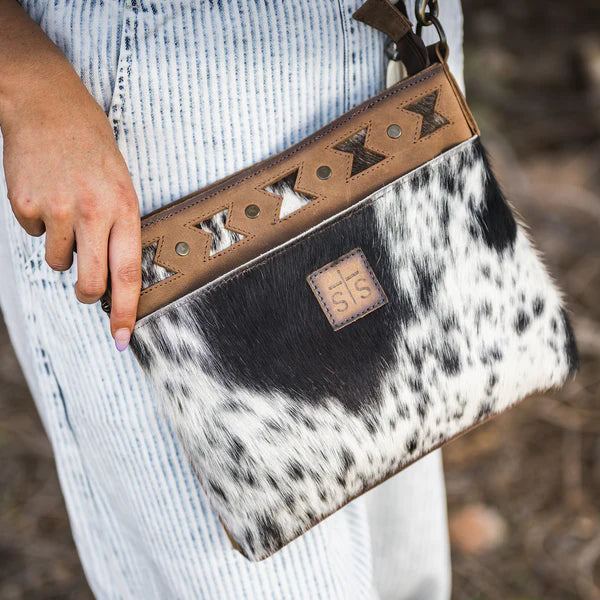 STS Ranchwear Roswell Cowhide Vivian Crossbody Bag