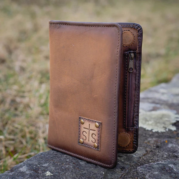 STS Ranchwear Baroness Magnetic Leather Wallet
