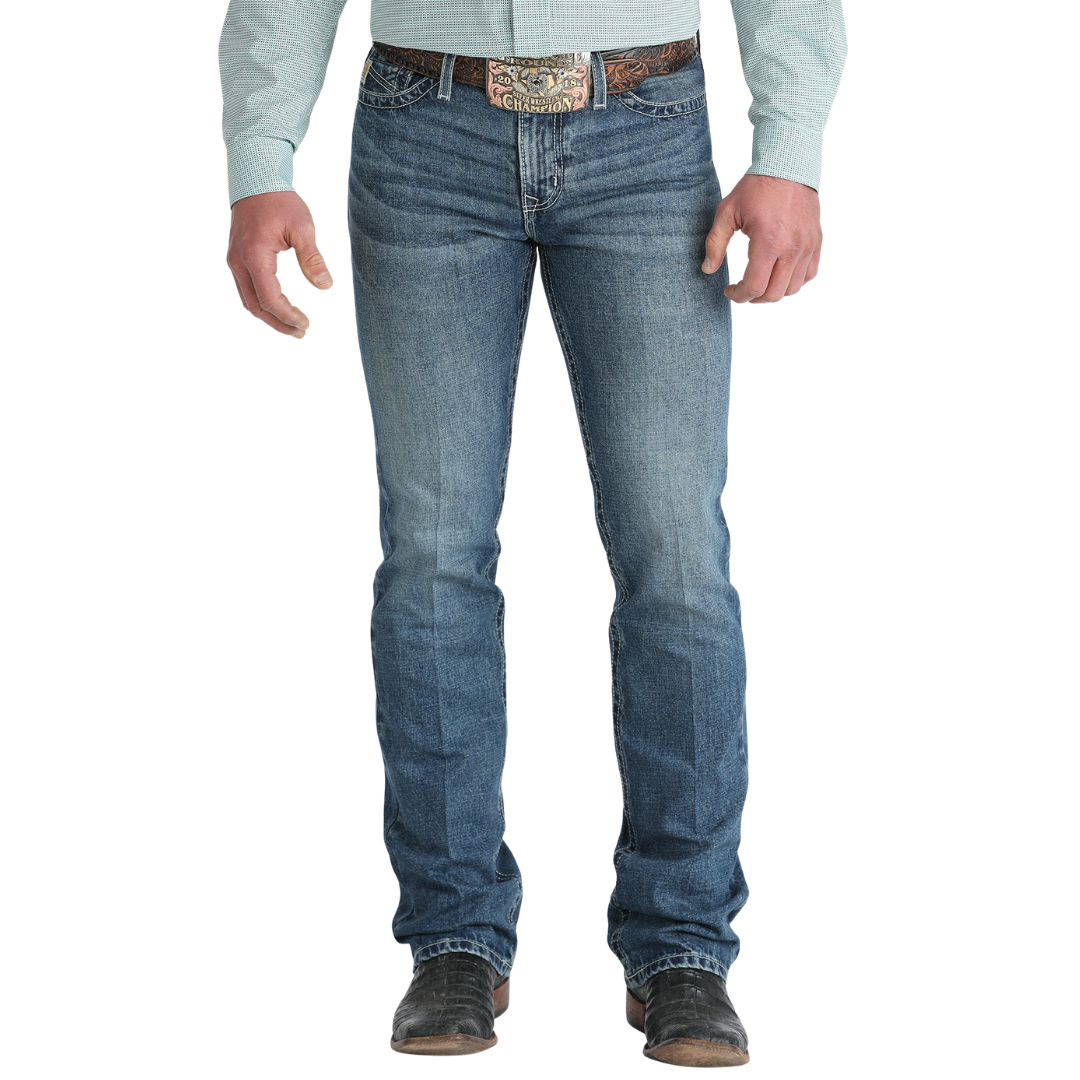 Cinch Men's Ian Slim Fit Bootcut Jean in Medium Wash