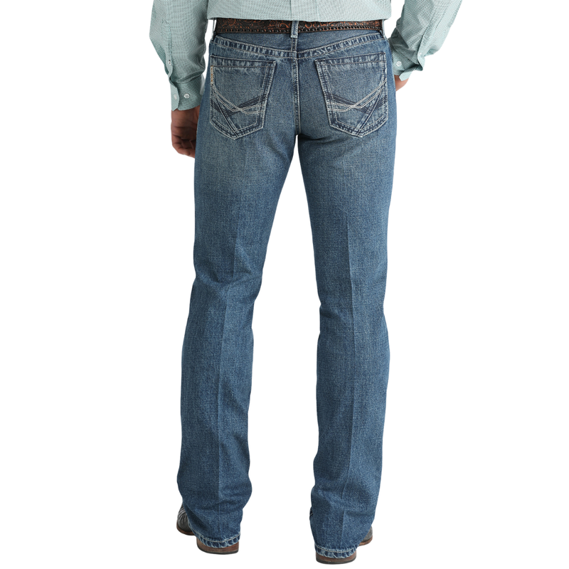 Cinch Men's Ian Slim Fit Bootcut Jean in Medium Wash