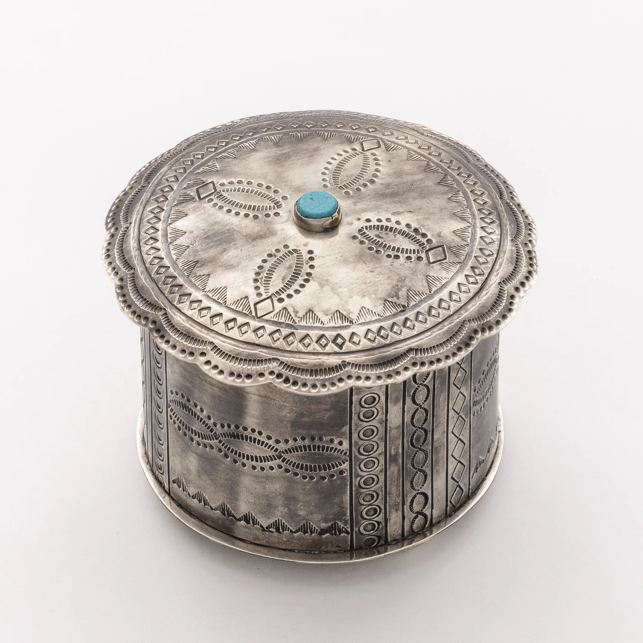 Small Stamped Round Box with Turquoise Stone - Thumbnail 2