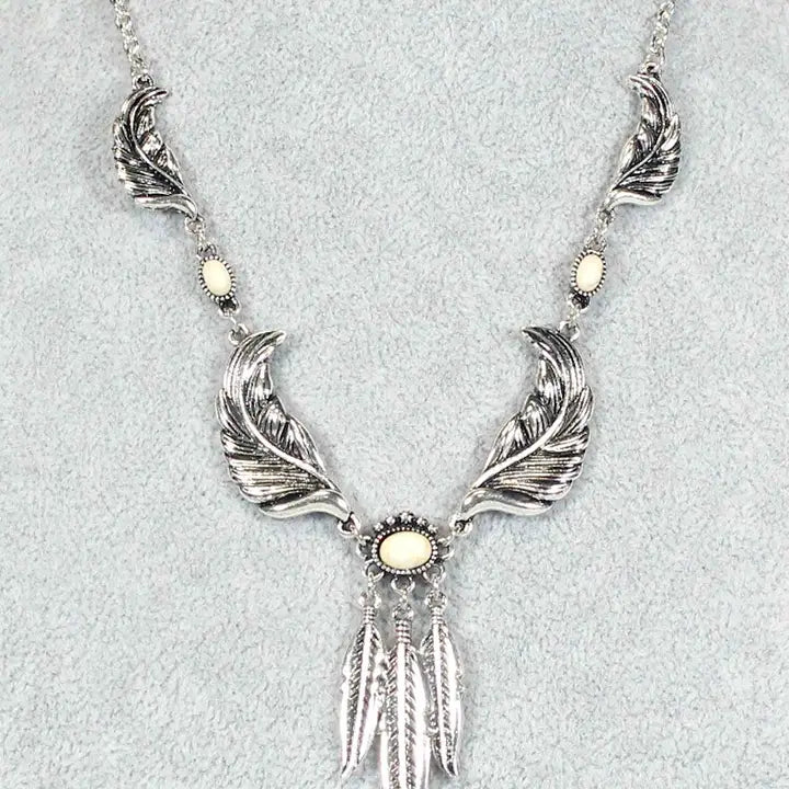 18" Silver Feather Necklace