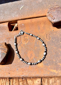 Thunder & Stone Sterling Silver Navajo Inspired Torpedo and Pearl Beaded Bracelet