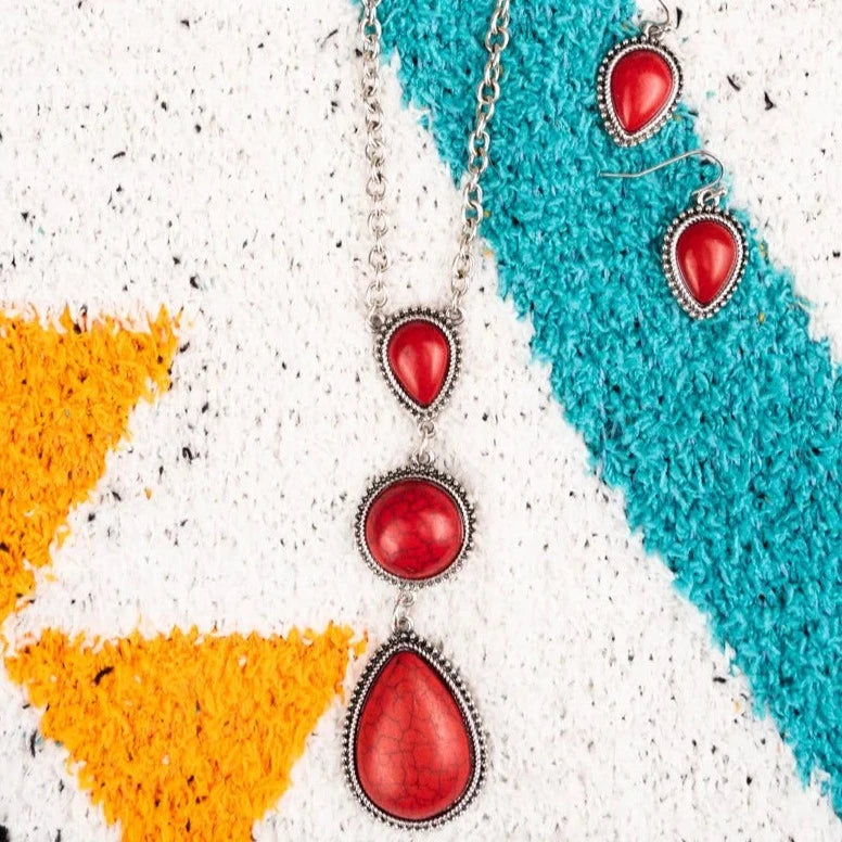 Western River Peak Red Turquoise Silver Tone Necklace and Earring Set