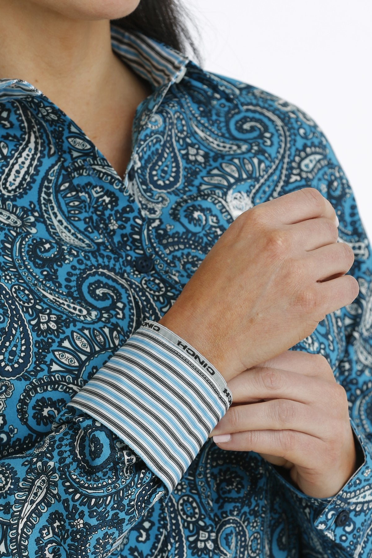 Cinch Women's Blue Paisley Western Button Down Shirt
