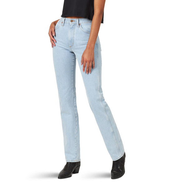 Wrangler Women's Cowboy Cut Slim Fit Jean in Bleach Wash