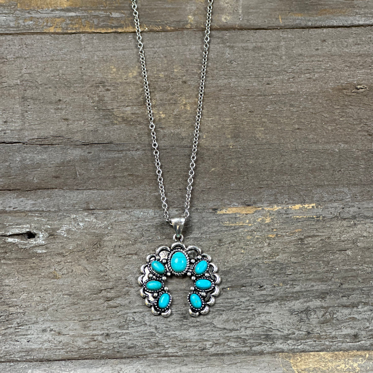 Turquoise Briar Creek Silvertone Necklace