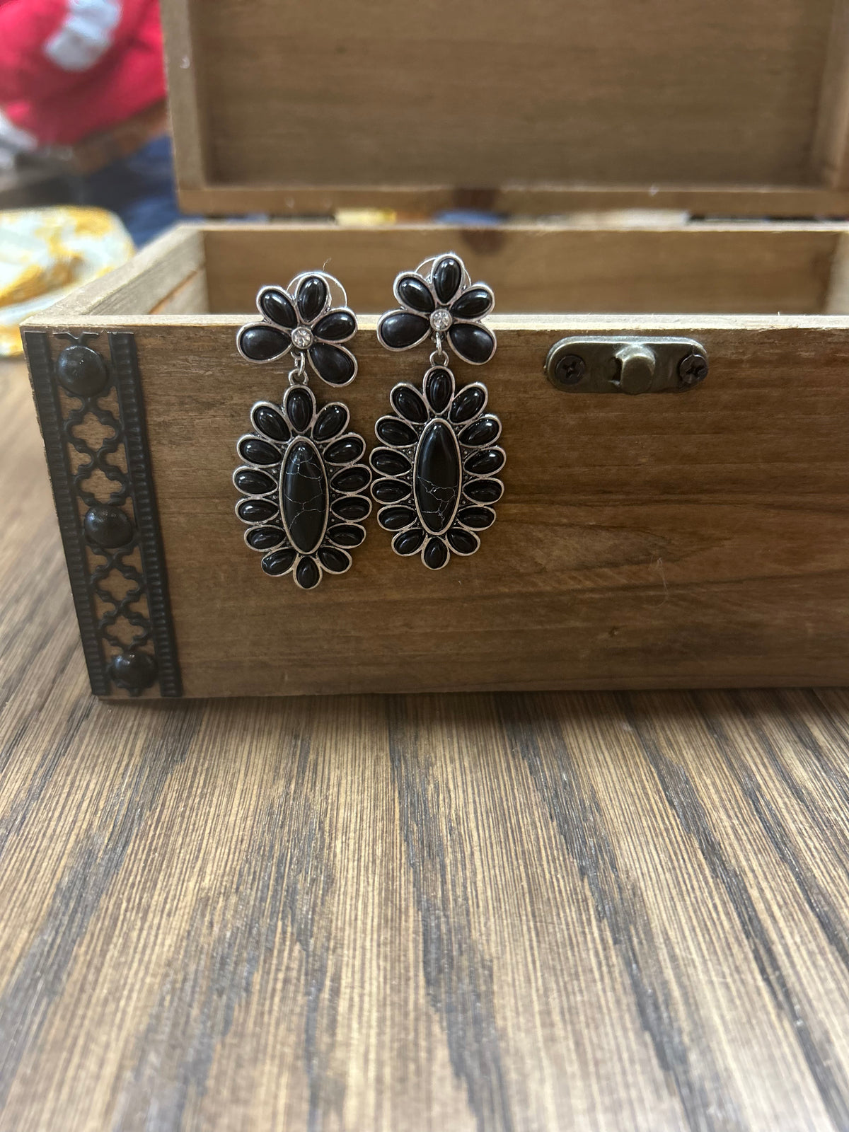 Black Floral Stud with Oval Pendant Earrings